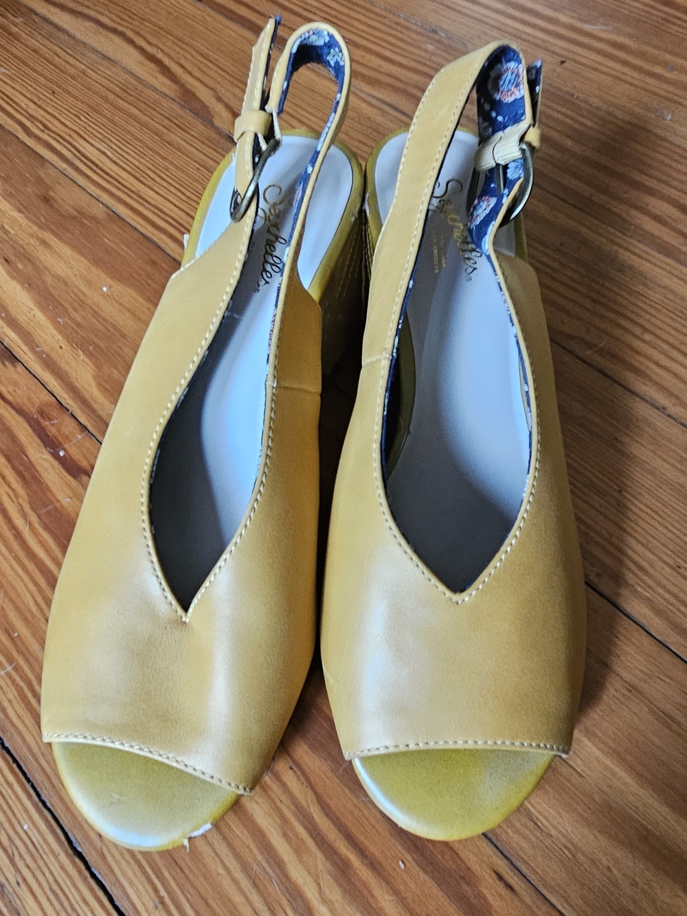 Women's Mustard Slingback Block Heel Sandals - Picture 8 of 11
